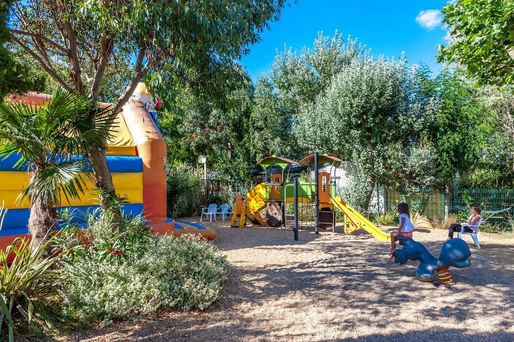 Camping Antioche D'Oléron La Brée-les-Bains Exterior foto