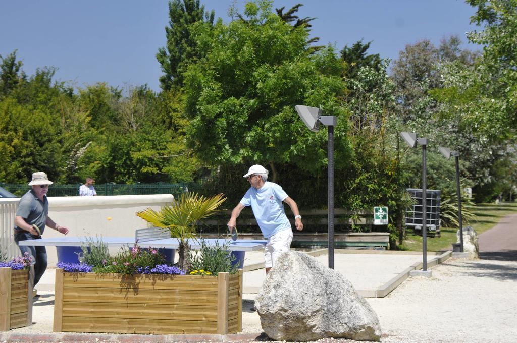 Camping Antioche D'Oléron La Brée-les-Bains Exterior foto